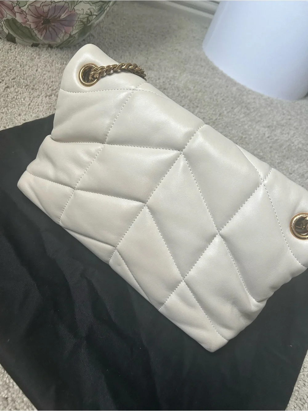 Saint Laurent - Lambskin Quilted Small Loulou Puffer Monogram Chain - Crema Soft - Picture 2 of 14